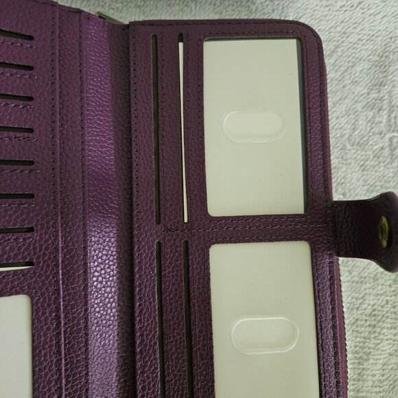 NWOT Purple Card Wallet.. Hilda 30+ Cards!!! - Picture 7 of 14